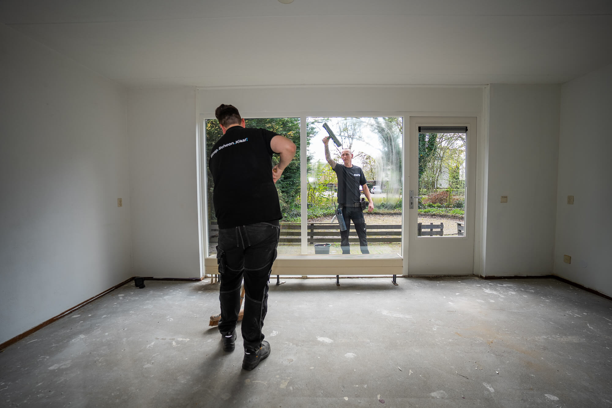 glasbewassing voor oplevering